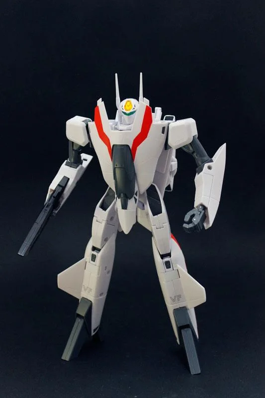 1/60 MACROSS II LOVERS AGAIN: VF-2SS VALKYRIE II SILVIE GENA CUSTOM