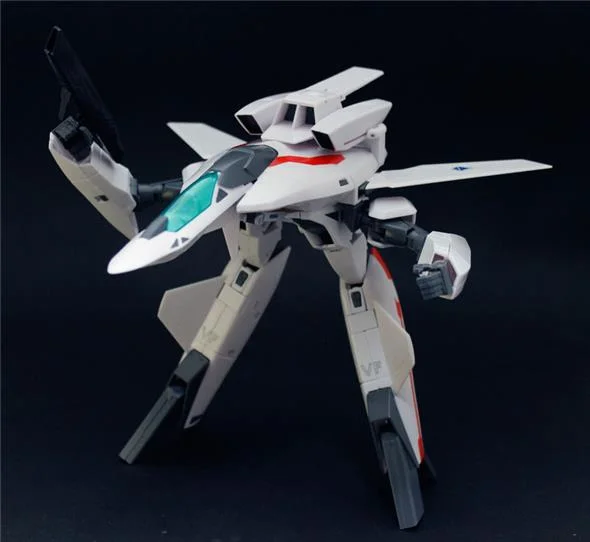 1/60 MACROSS II LOVERS AGAIN: VF-2SS VALKYRIE II SILVIE GENA CUSTOM