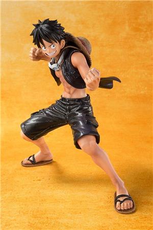 bandai-figuarts-zero-one-piece-figuarts-zero-monkey-d-luffy-film-gold