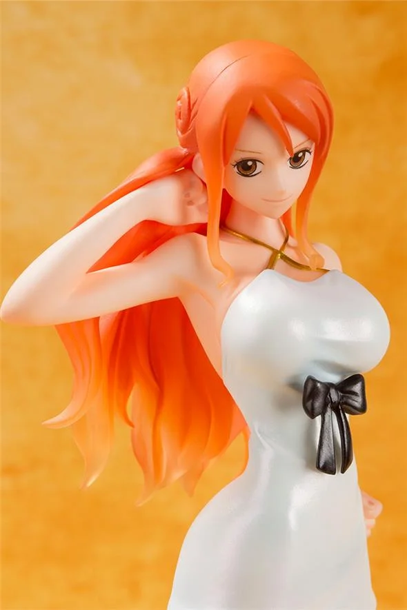 ONE PIECE - FIGUARTS ZERO NAMI FILM GOLD