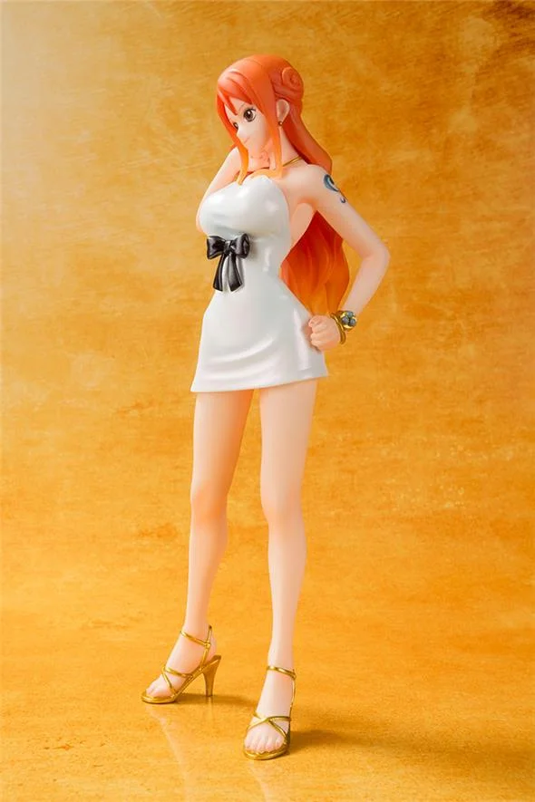 ONE PIECE - FIGUARTS ZERO NAMI FILM GOLD