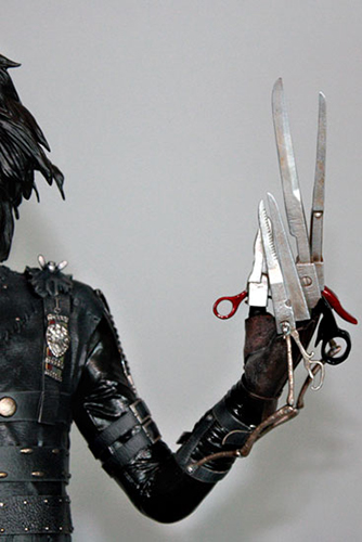 1/4 EDWARD SCISSORHANDS STATUE