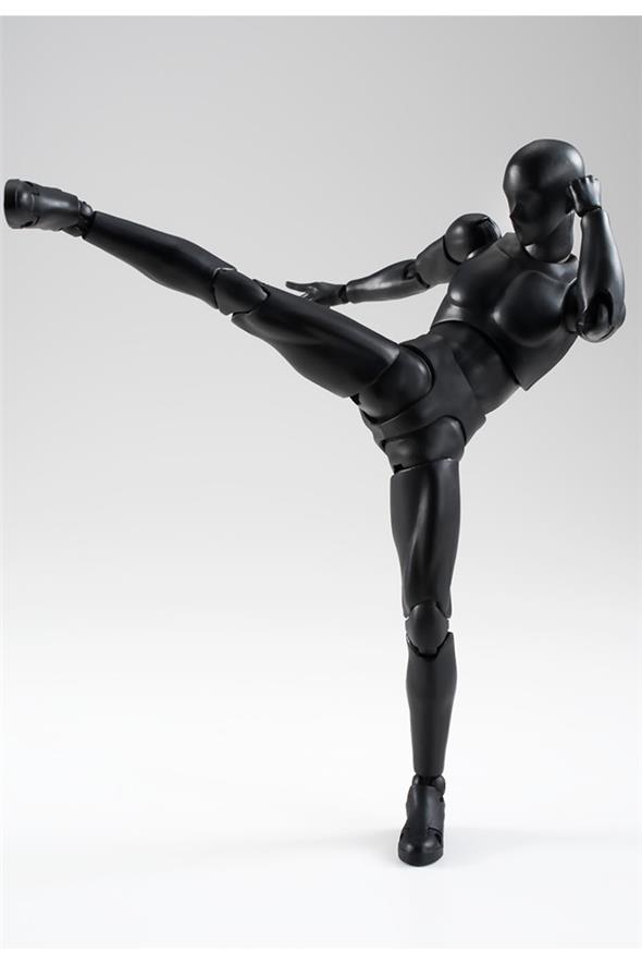 S.H. FIGUARTS - MAN SOLID BLACK