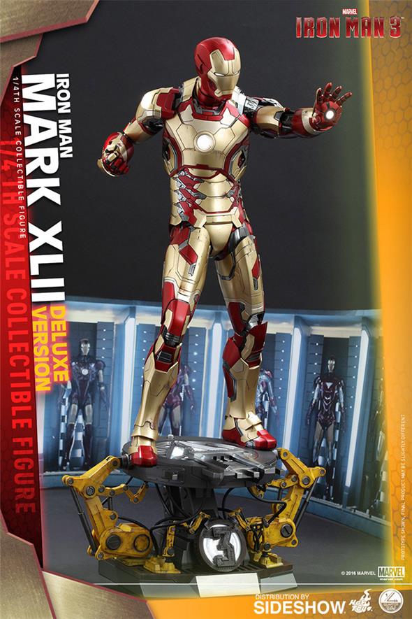 1/4 HOT TOYS -  IRON MAN MARK XLII QUARTER SCALE DLX FIG