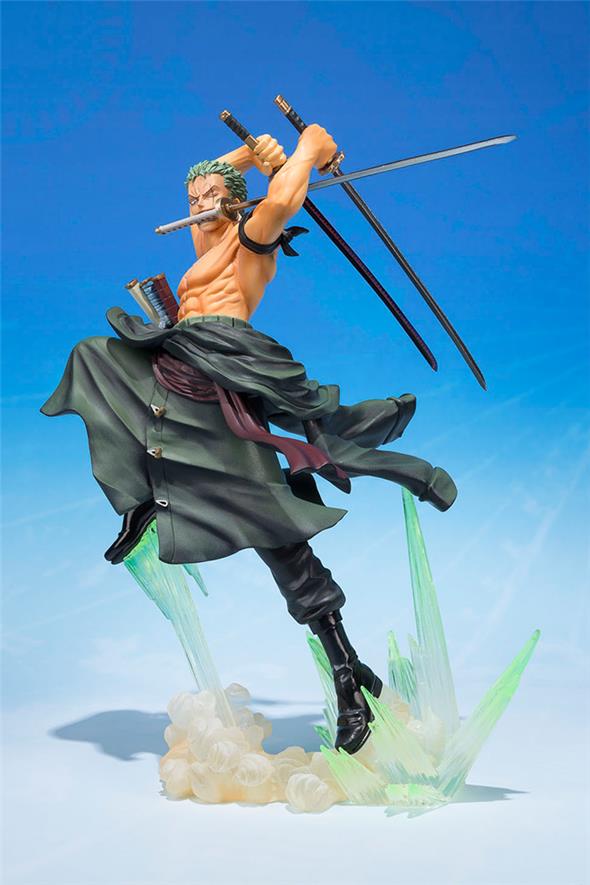 ONE PIECE - FIGUARTS ZERO ROANOA ZORO ULTRAGARI
