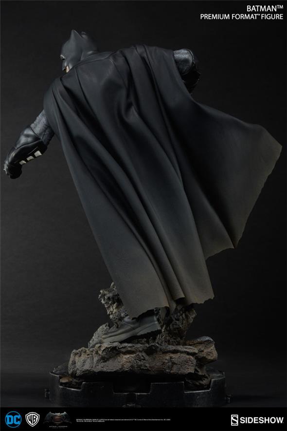 BATMAN V SUPERMAN BATMAN PREM FORM FIG