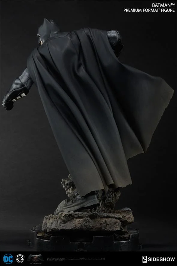 BATMAN V SUPERMAN BATMAN PREM FORM FIG