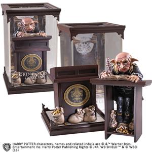 HARRY POTTER MAGICAL CREATURES GRINGOTTS GOBLIN STATUE