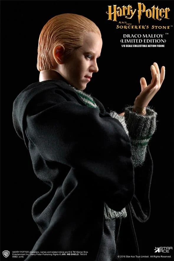 1/6 SCALE - DRACO MALFOY SCHOOL UNIFORM COLLECTIBLE FIGURE