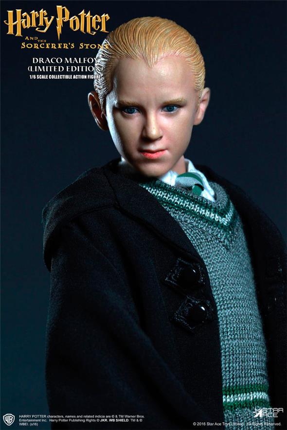 1/6 SCALE - DRACO MALFOY SCHOOL UNIFORM COLLECTIBLE FIGURE