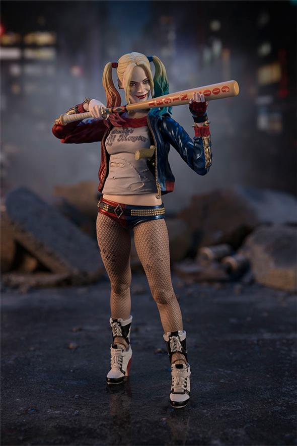S.H. FIGUARTS - SUICIDE SQUAD HARLEY QUINN
