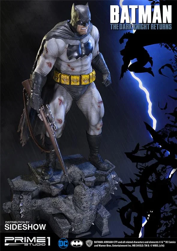 1/2 THE DARK KNIGHT RETURNS BATMAN