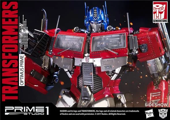 TRANSFORMERS GENERATION 1 - OPTIMUS STATUE