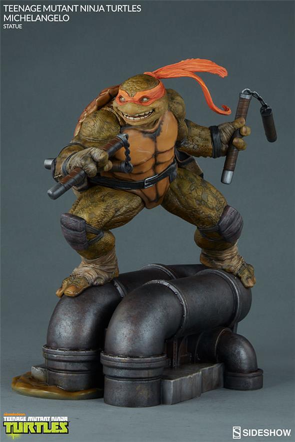 TMNT MICHELANGELO STATUE