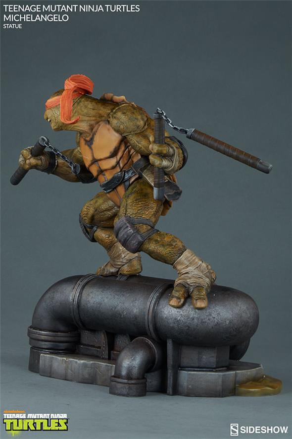 TMNT MICHELANGELO STATUE
