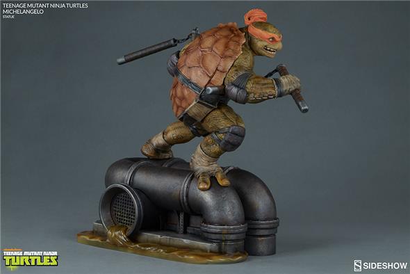 TMNT MICHELANGELO STATUE