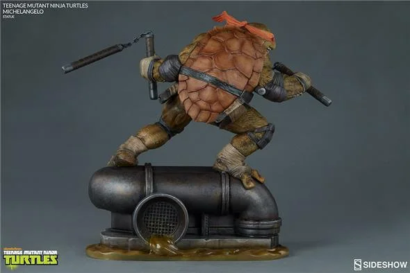TMNT MICHELANGELO STATUE