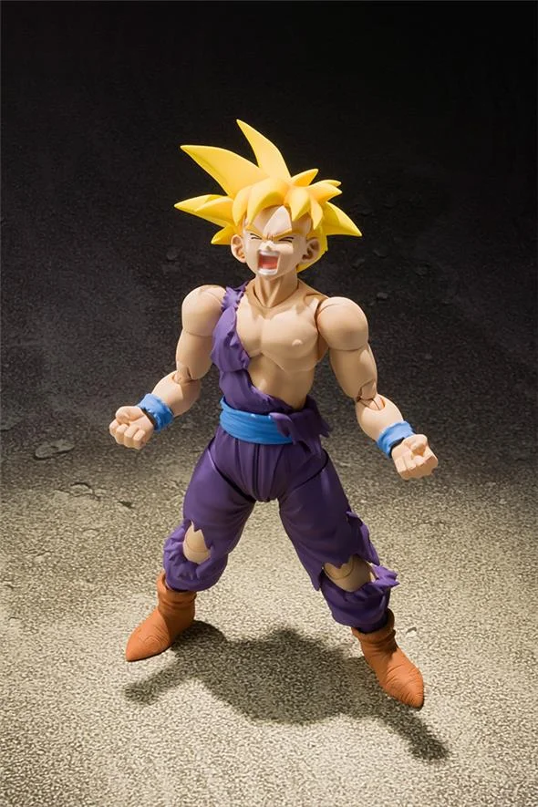 S.H. FIGUARTS - DRAGON BALL Z SUPER SAIYAN 2 SON GOHAN