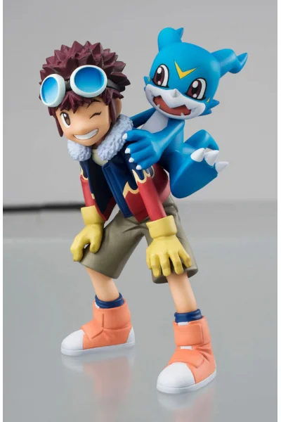 DIGIMON - MOTOMIYA DAISUKE & V-MON STATUE