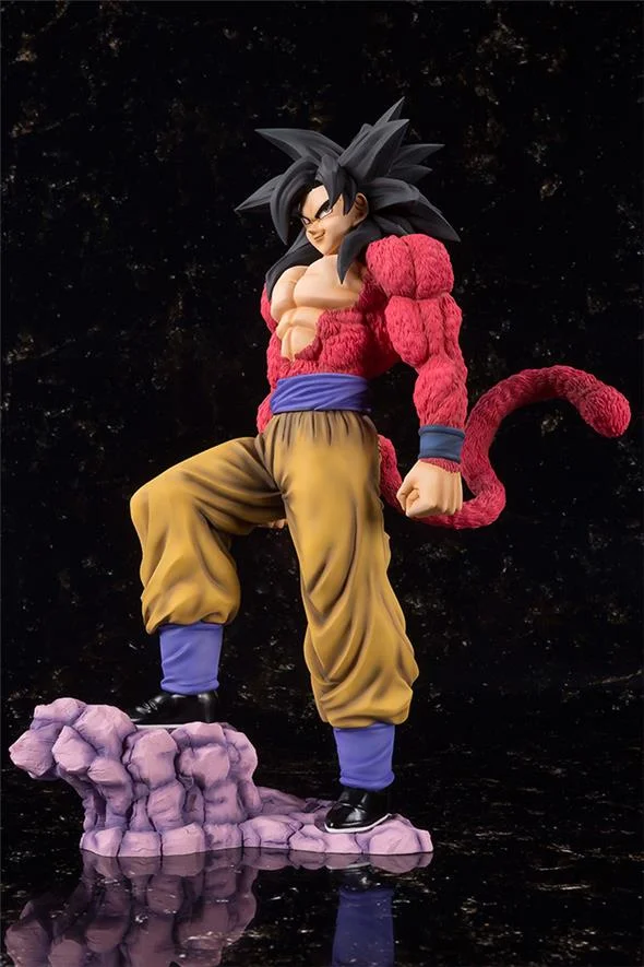 DRAGON BALL GT - FIGUARTS ZERO SON GOKU SUPER SAIYAN 4