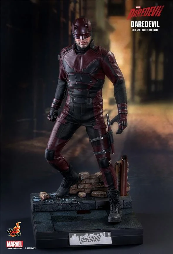 1/6 HOT TOYS - DAREDEVIL