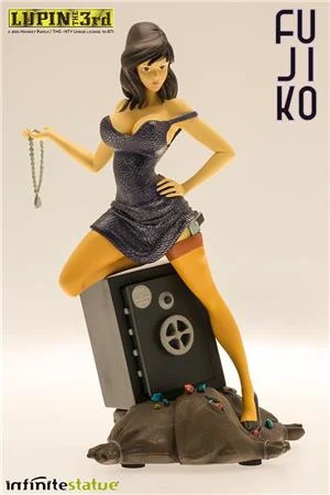 infinite-lupin-iii-fujiko-statue