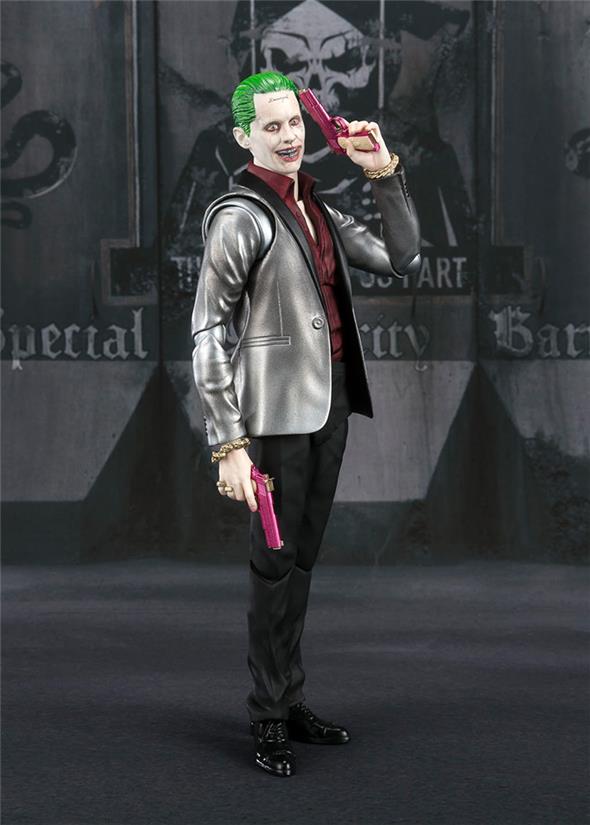 S.H. FIGUARTS - SUICIDE SQUAD JOKER