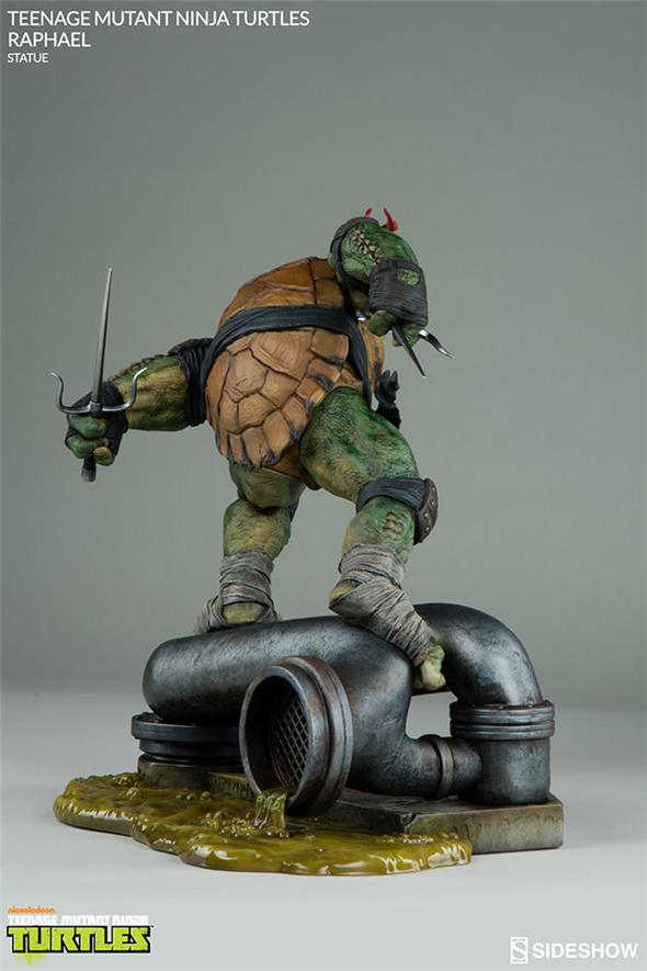 TMNT RAPHAEL STATUE