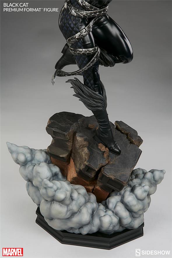 BLACK CAT PREMIUM FORMAT FIGURE