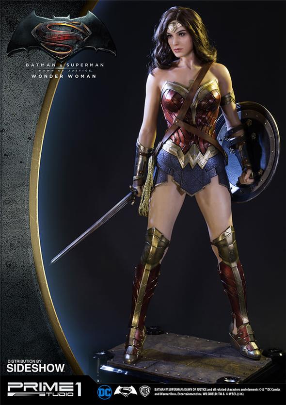 1/20BATMAN V SUPERMAN - WONDER WOMAN STATUE
