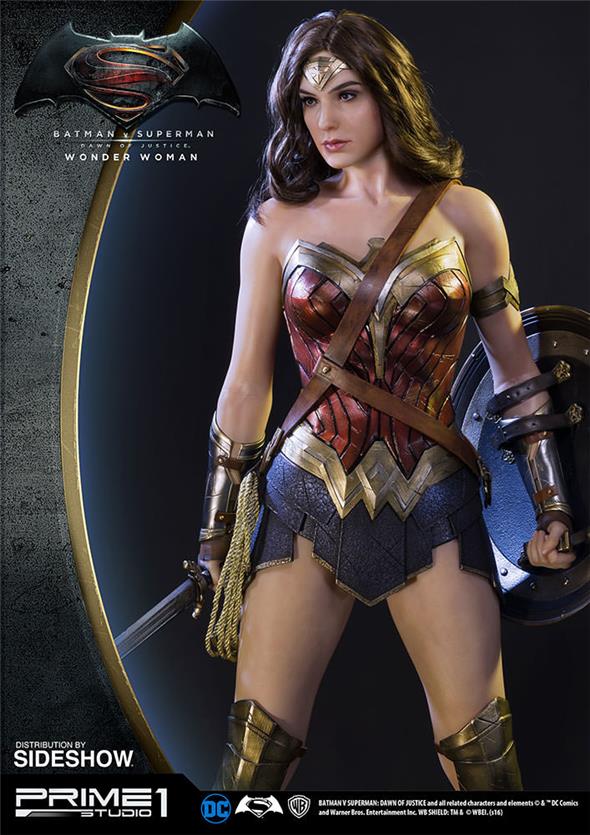 1/20BATMAN V SUPERMAN - WONDER WOMAN STATUE