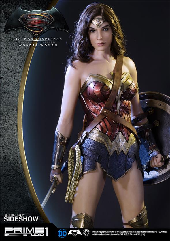 1/20BATMAN V SUPERMAN - WONDER WOMAN STATUE