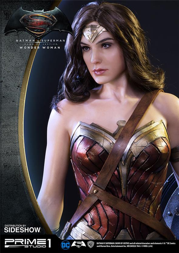 1/20BATMAN V SUPERMAN - WONDER WOMAN STATUE