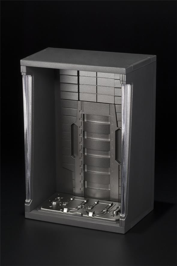 S.H. FIGUARTS - IRON MAN MARK VI + HALL OF ARMOR SET