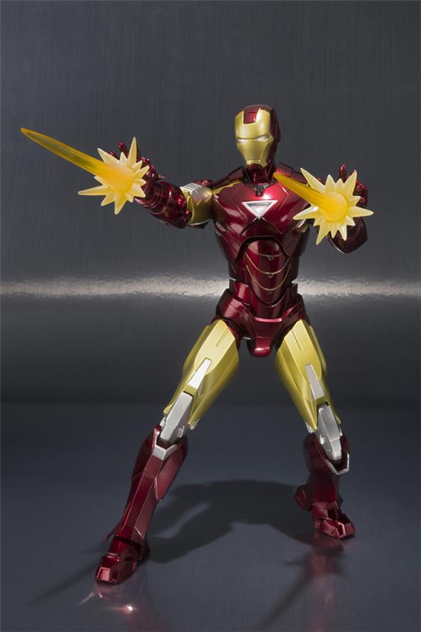 S.H. FIGUARTS - IRON MAN MARK VI + HALL OF ARMOR SET