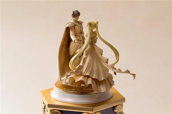 SAILOR MOON PROPLICA -  TUXEDO MIRAGE MUSIC BOX