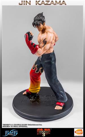 TEKKEN 3 - JIN KAZAMA STATUE