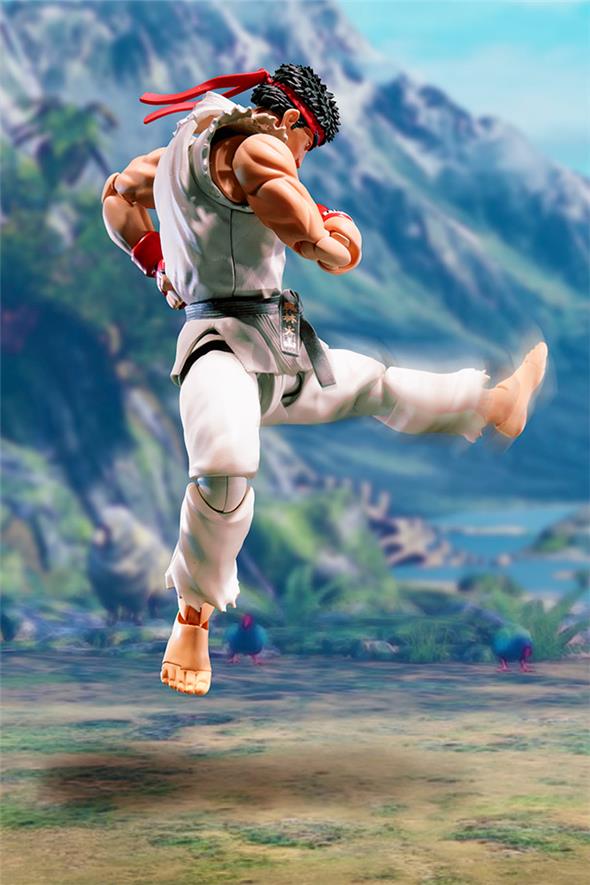 S.H. FIGUARTS - STREET FIGHTER 5 RYU
