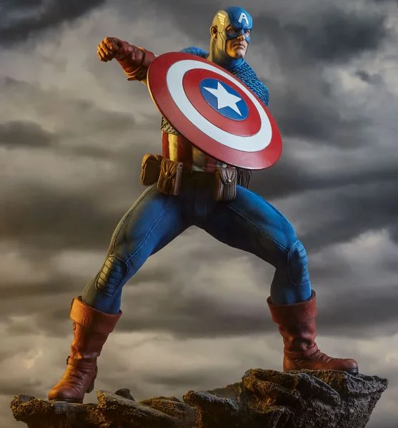 CAPTAIN AMERICA AVENGERS ASSEMBLE STATUE