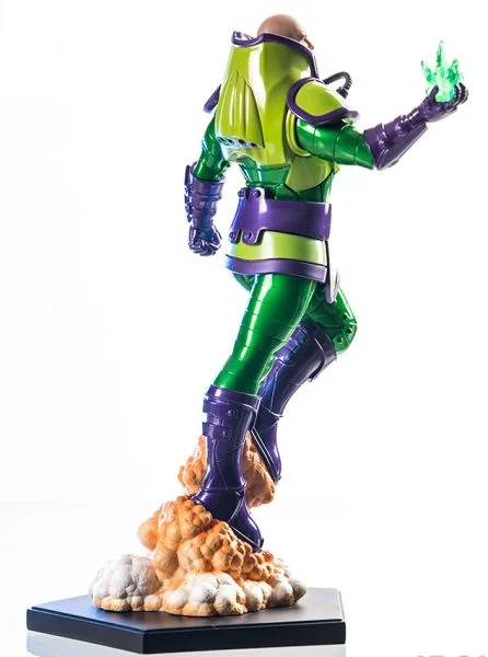 1/10 LEX LUTHOR STATUE
