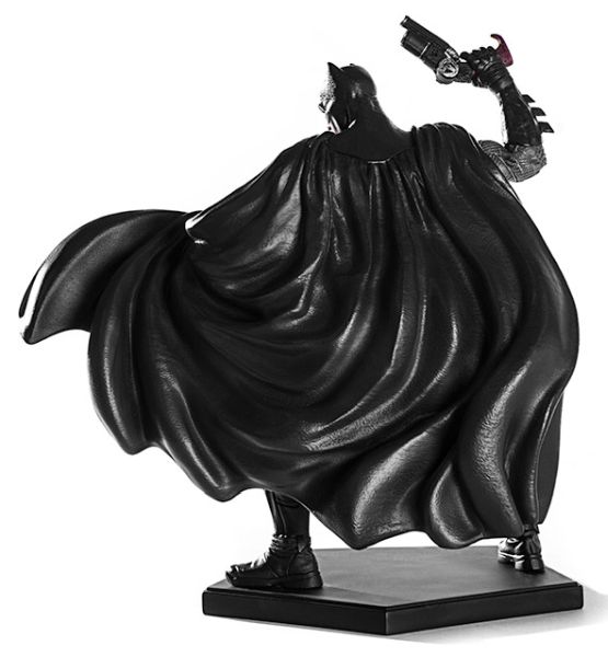 1/10 SUICIDE SQUAD - BATMAN STATUE