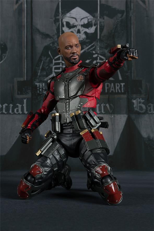 S.H. FIGUARTS - SUICIDE SQUAD DEADSHOT