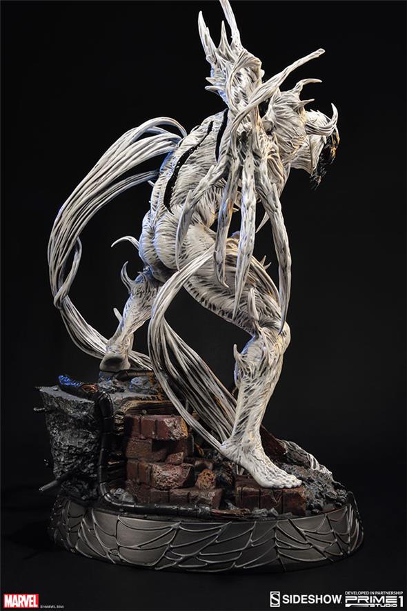 ANTI VENOM STATUE